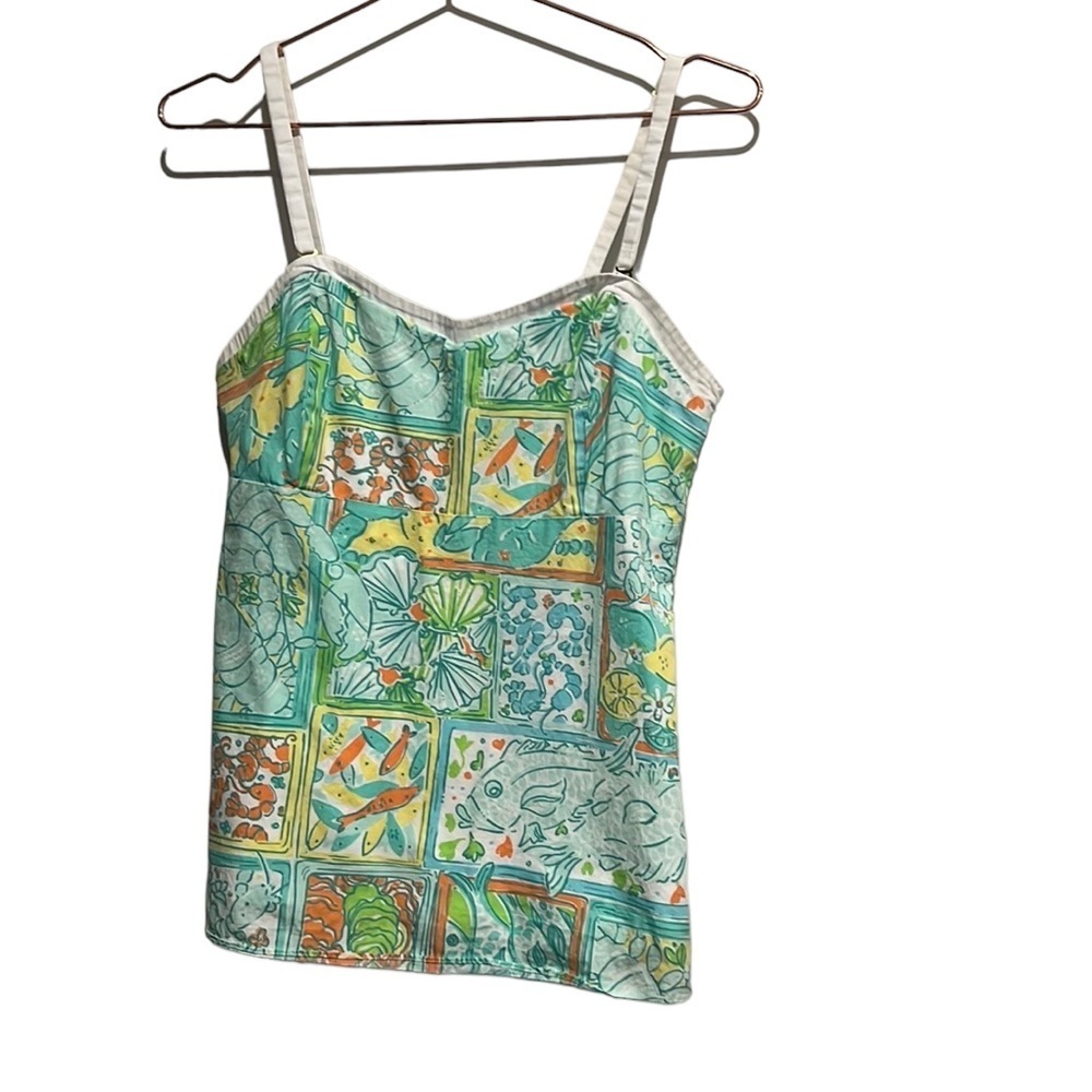 Lilly Pulitzer sleeveless top.  Size 8